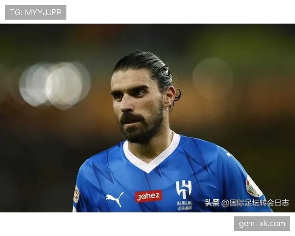 内维斯如何以队长身份带队问鼎英冠：领导力与战术价值解析